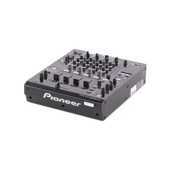 DJM 900 NEXUS