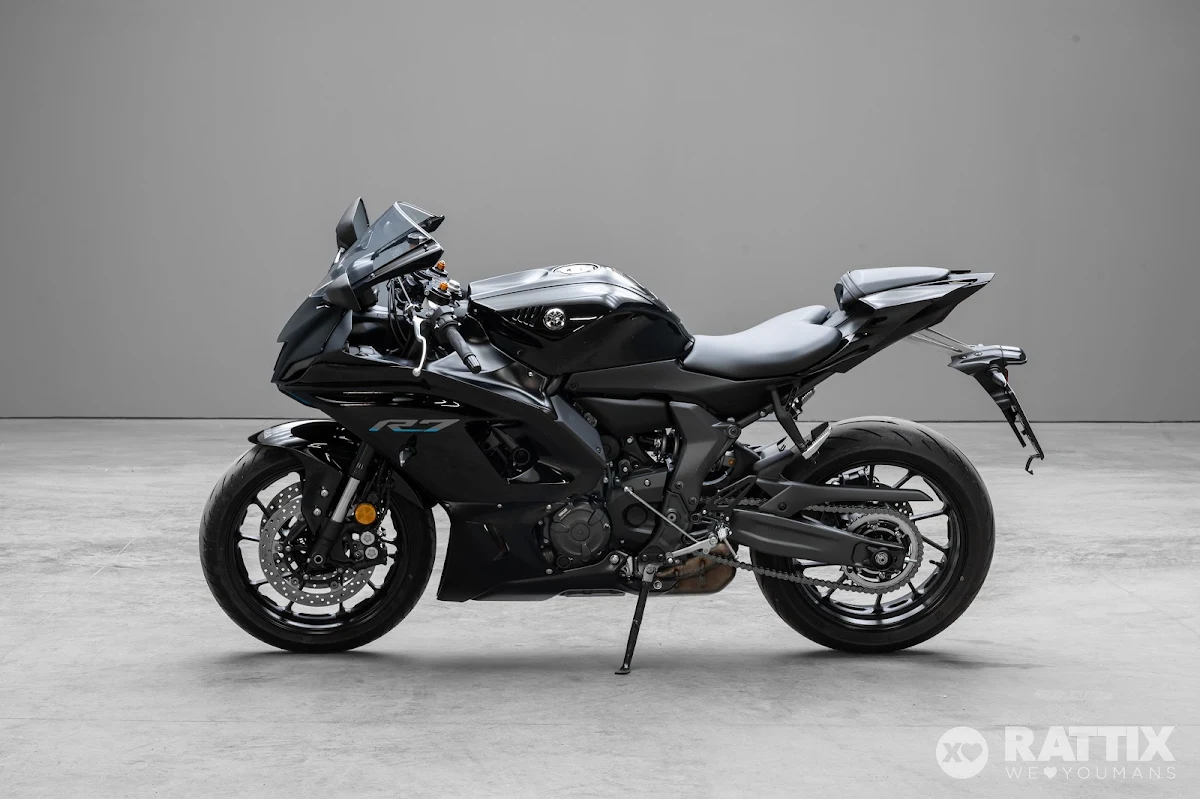 YAMAHA YZF R7 690  R7 690 YZF Abs