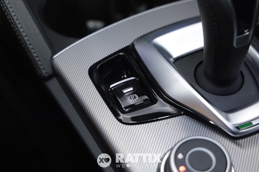 Alfa Romeo Stelvio 2.2 t 210CV Tributo Italiano Q4 auto Verde Montreal  Nuovo foto 31