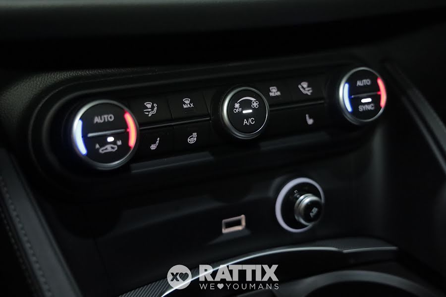 Alfa Romeo Stelvio 2.2 t 210CV Tributo Italiano Q4 auto Verde Montreal  Nuovo foto 34