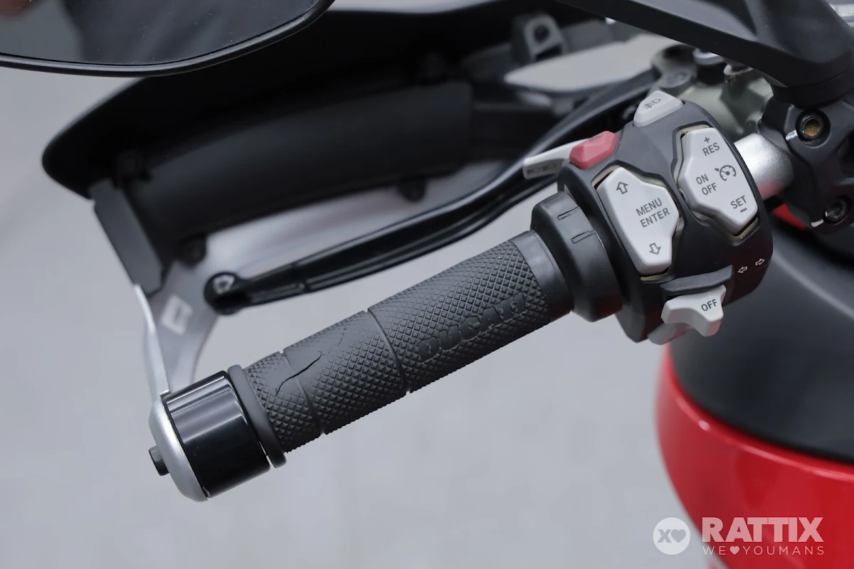 DUCATI Multistrada  1200 S Red