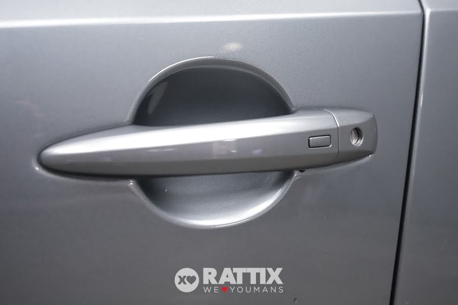 Nissan Qashqai 1.3 mhev 140CV N-Connecta  Grigio Piombo  Nuovo foto 5