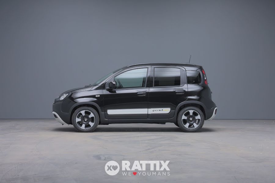 Fiat Panda Pandina 1.0 Firefly Hybrid 70CV 5p.ti Nero  Nuovo foto 2