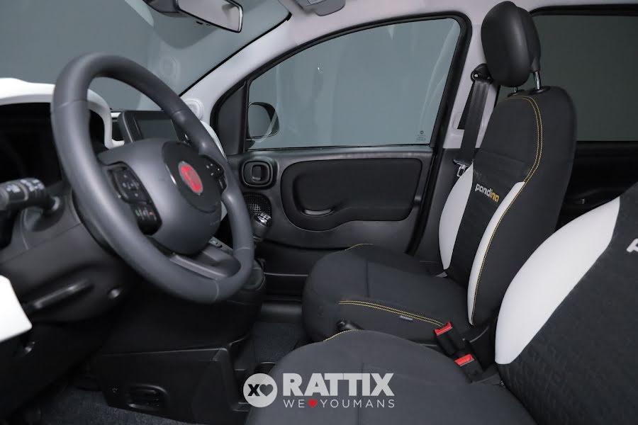 Fiat Panda Pandina 1.0 Firefly Hybrid 70CV 5p.ti Nero  Nuovo foto 7