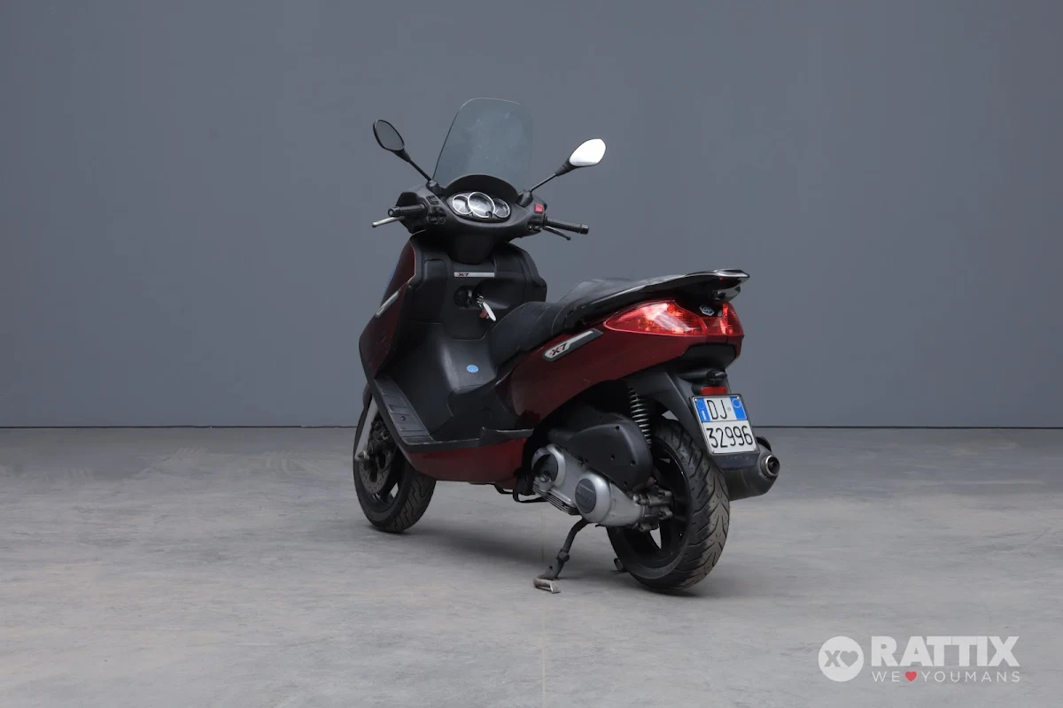 PIAGGIO X7 Evo 300 X7 Evo 300 ie
