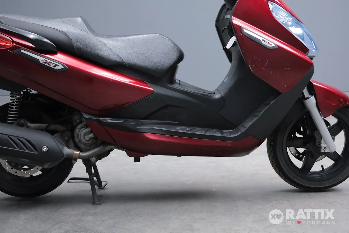 PIAGGIO X7 Evo 300 X7 Evo 300 ie