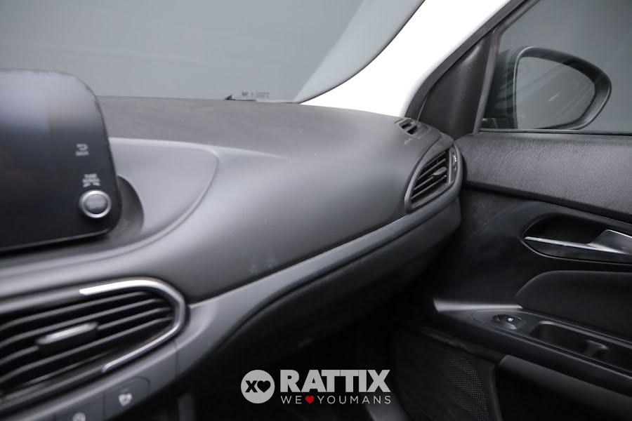 Fiat Tipo 1.0 100CV Cross  Sabbia Pearl Metallic  Aziendale foto 26