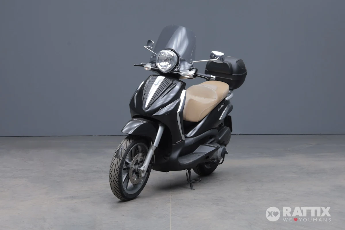 PIAGGIO Beverly Tourer 300 Beverly Tourer 300