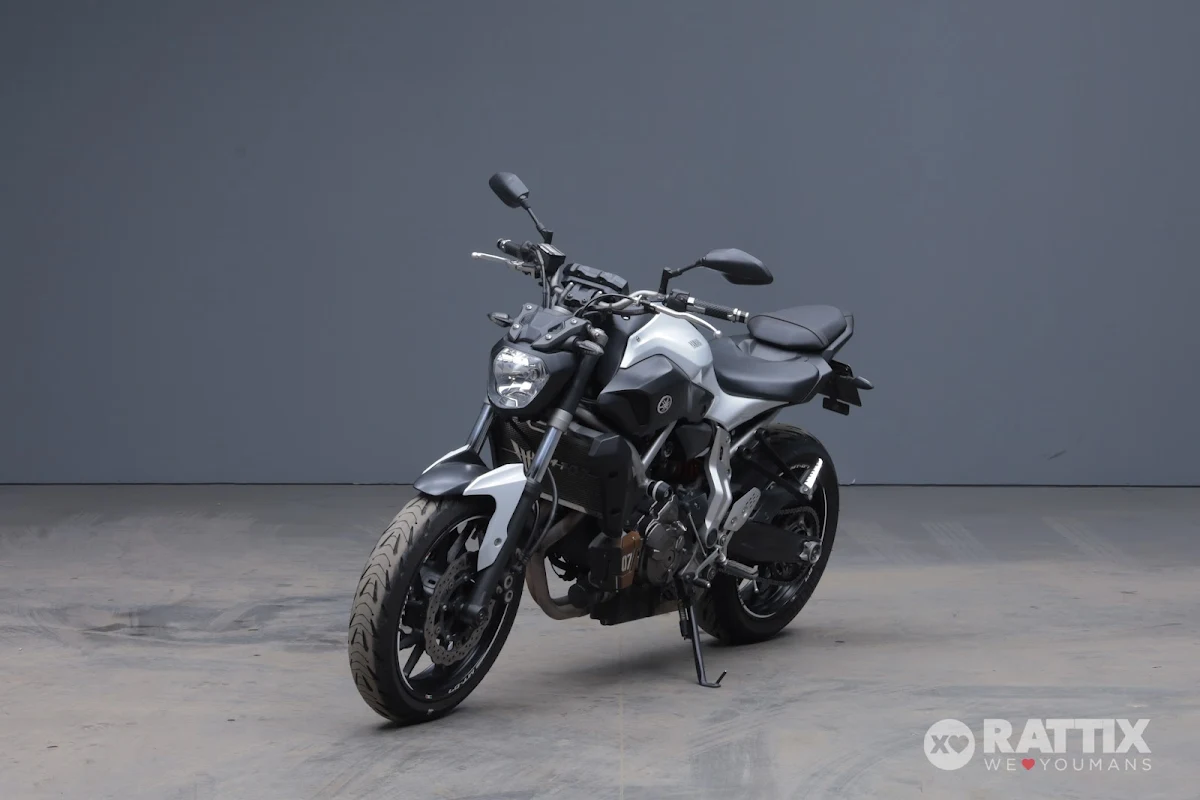 YAMAHA MT-07 690 MT-07 690 Abs