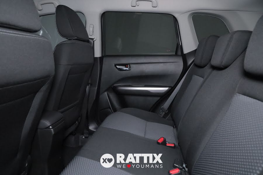 Suzuki Vitara 1.4h Cool+ 2wd Argento  Nuovo foto 33