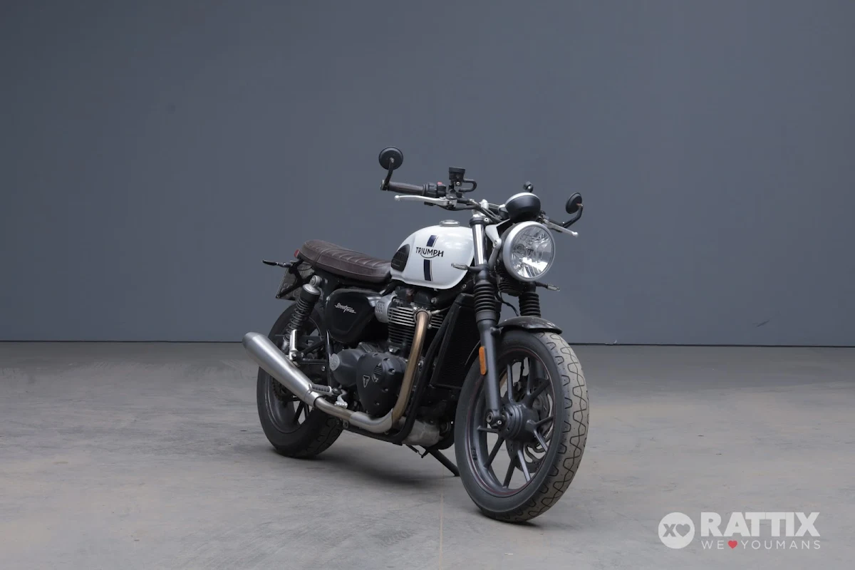 TRIUMPH Street Twin 900 my16