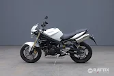 TRIUMPH Street Triple 675 