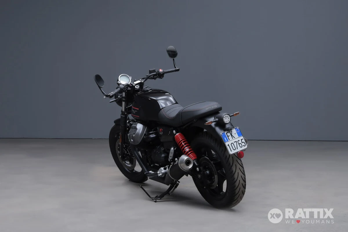 MOTO GUZZI V7 850 Stone Special Edition Abs