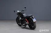 MOTO GUZZI V7 850 Stone Special Edition Abs