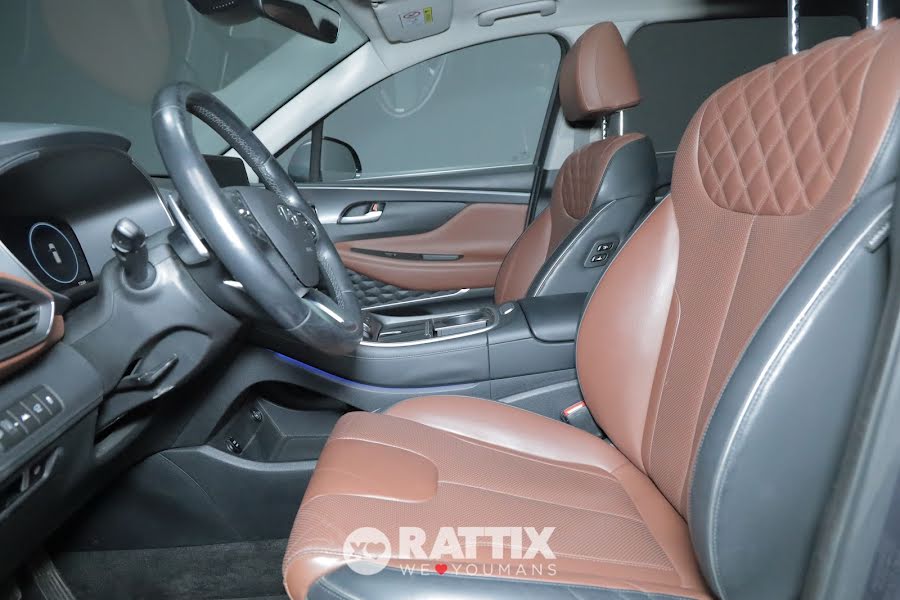 Hyundai Santa Fe 1.6 t-gdi HEV 20th Anniversary 4WD 7p.ti Auto + tetto apribile Grigio  Usato foto 10