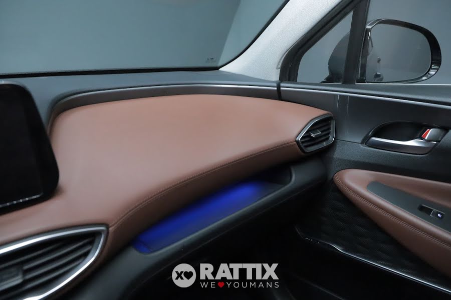 Hyundai Santa Fe 1.6 t-gdi HEV 20th Anniversary 4WD 7p.ti Auto + tetto apribile Grigio  Usato foto 30