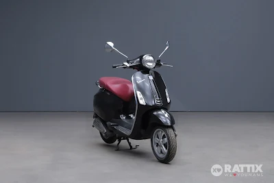 Foto VESPA Primavera 50 4T 4v SE 70th