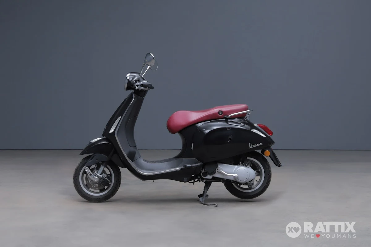 VESPA Primavera 50 4T 4v SE 70th