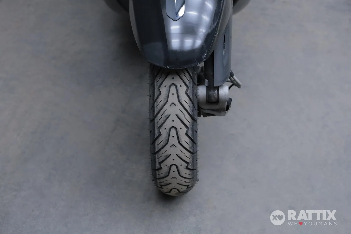 VESPA Primavera 50 4T 4v SE 70th