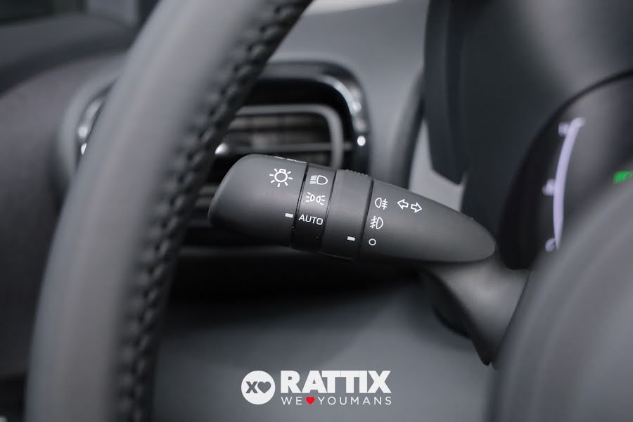 Toyota Yaris Cross 1.5 Hybrid 115CV Active e-CVT Bianco  Nuovo foto 12