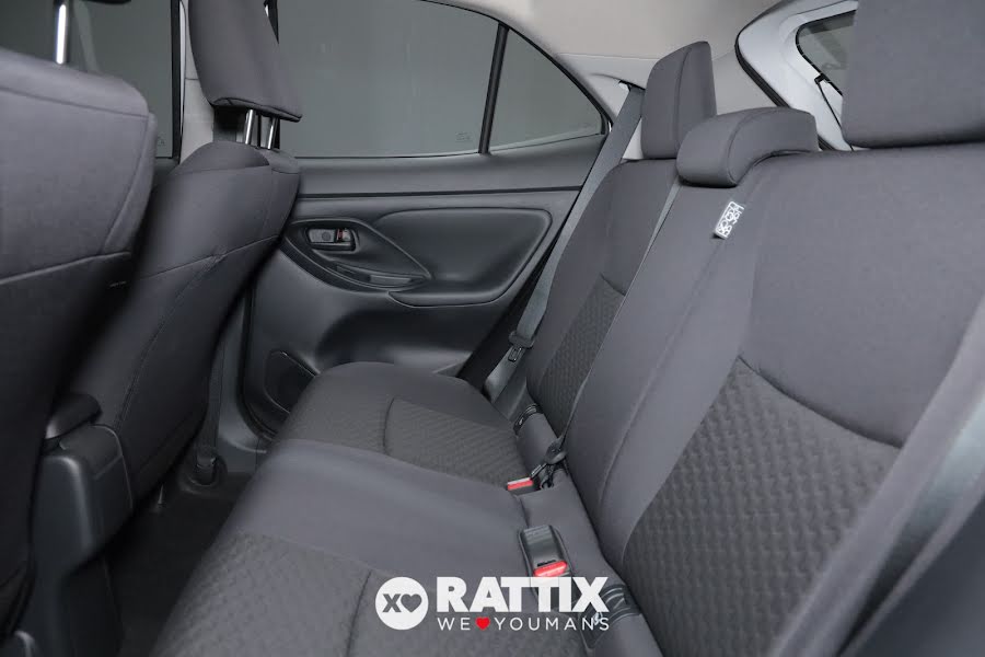 Toyota Yaris Cross 1.5 Hybrid 115CV Active e-CVT Bianco  Nuovo foto 28