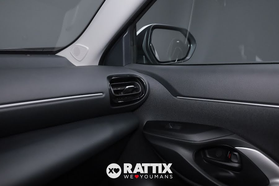 Toyota Yaris Cross 1.5 Hybrid 115CV Active e-CVT Bianco  Nuovo foto 29