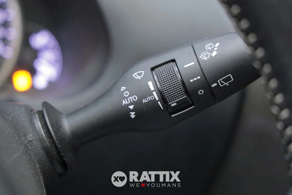 LEXUS NX 300h 2.5 Business 2wd cvt NX 300h 2.5 Business 2wd cvt