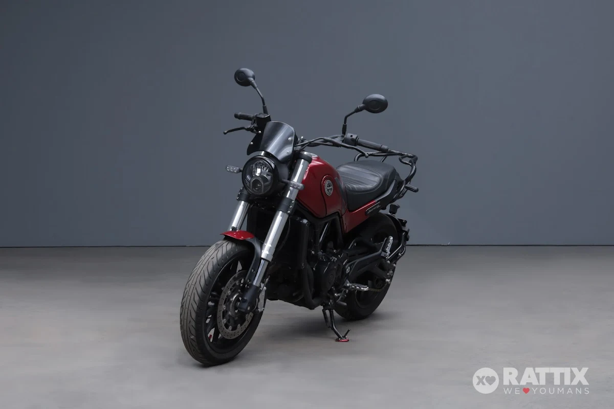 BENELLI Leoncino  500 E4