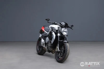 Foto MV AGUSTA Brutale 800 EAS