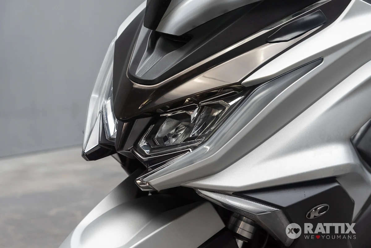 KYMCO AK   550 Abs