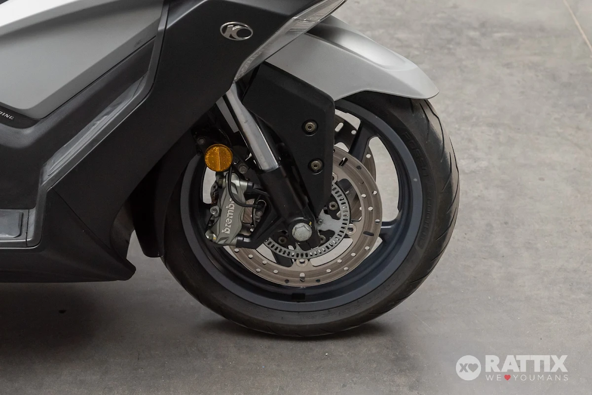 KYMCO AK   550 Abs