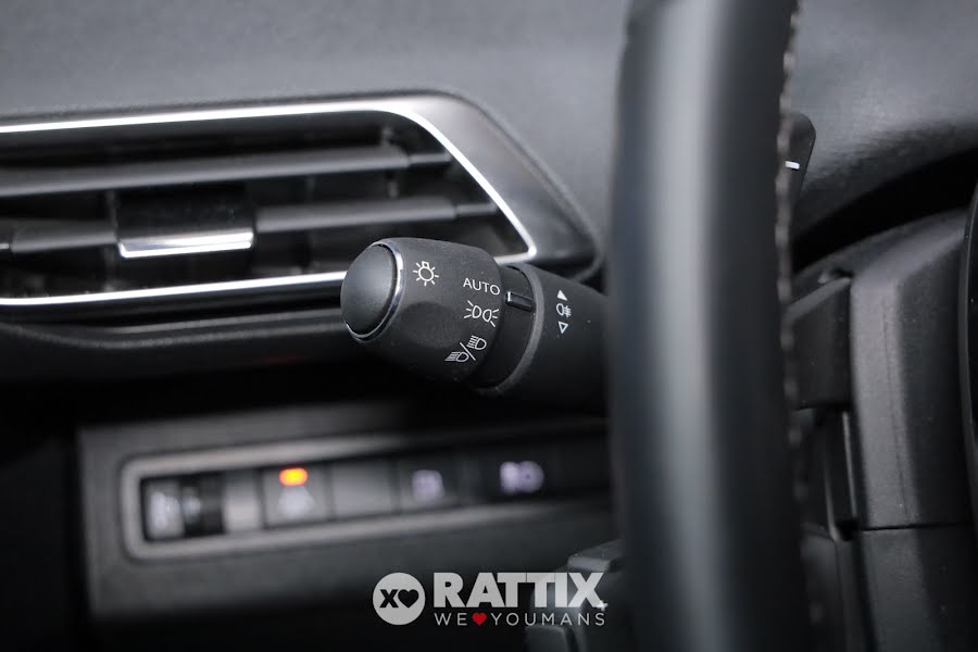 Peugeot 3008 1.6 Hybrid Phev 225CV Allure Pack e-EAT8 Nero Perla  Aziendale foto 14