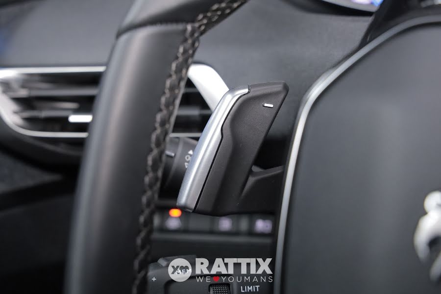 Peugeot 3008 1.6 Hybrid Phev 225CV Allure Pack e-EAT8 Nero Perla  Aziendale foto 16