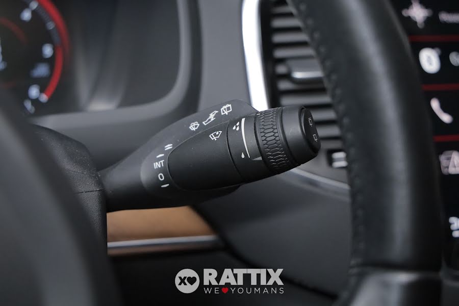 Volvo XC90 2.0 B5 Hybrid Inscription Geartronic AWD 7p.ti  Nero  Aziendale foto 16