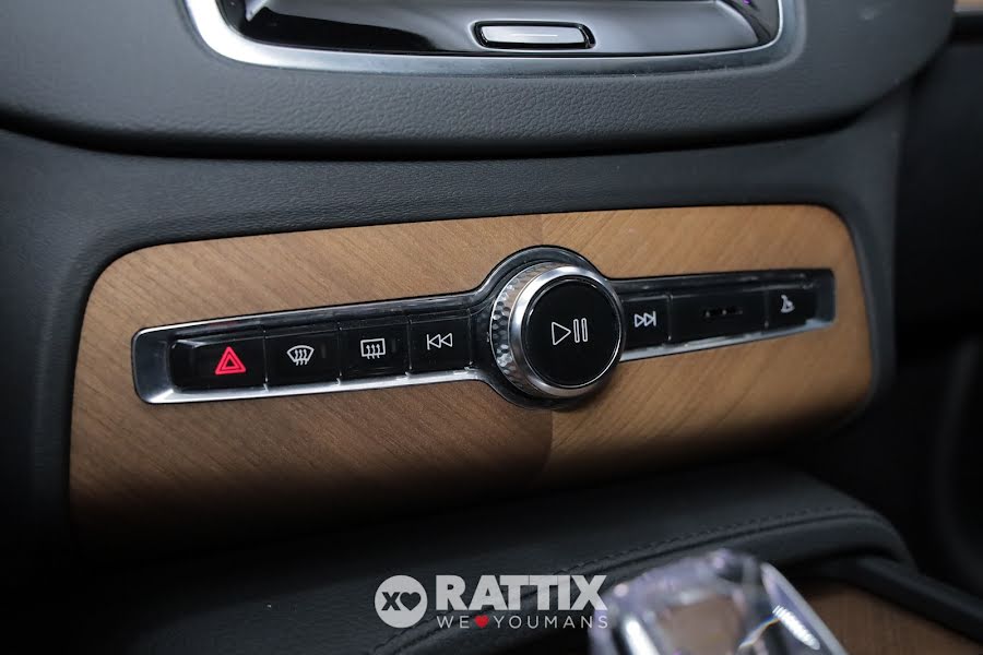 Volvo XC90 2.0 B5 Hybrid Inscription Geartronic AWD 7p.ti  Nero  Aziendale foto 32