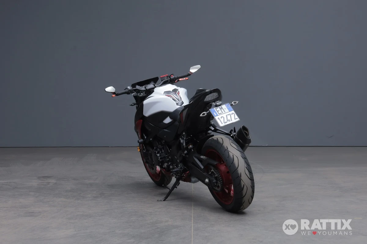SUZUKI GSX-S 750 Yugen Carbon Abs