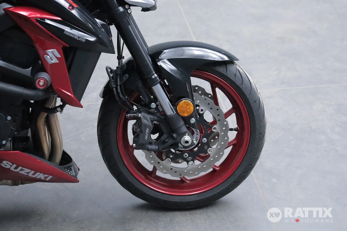 SUZUKI GSX-S 750 Yugen Carbon Abs