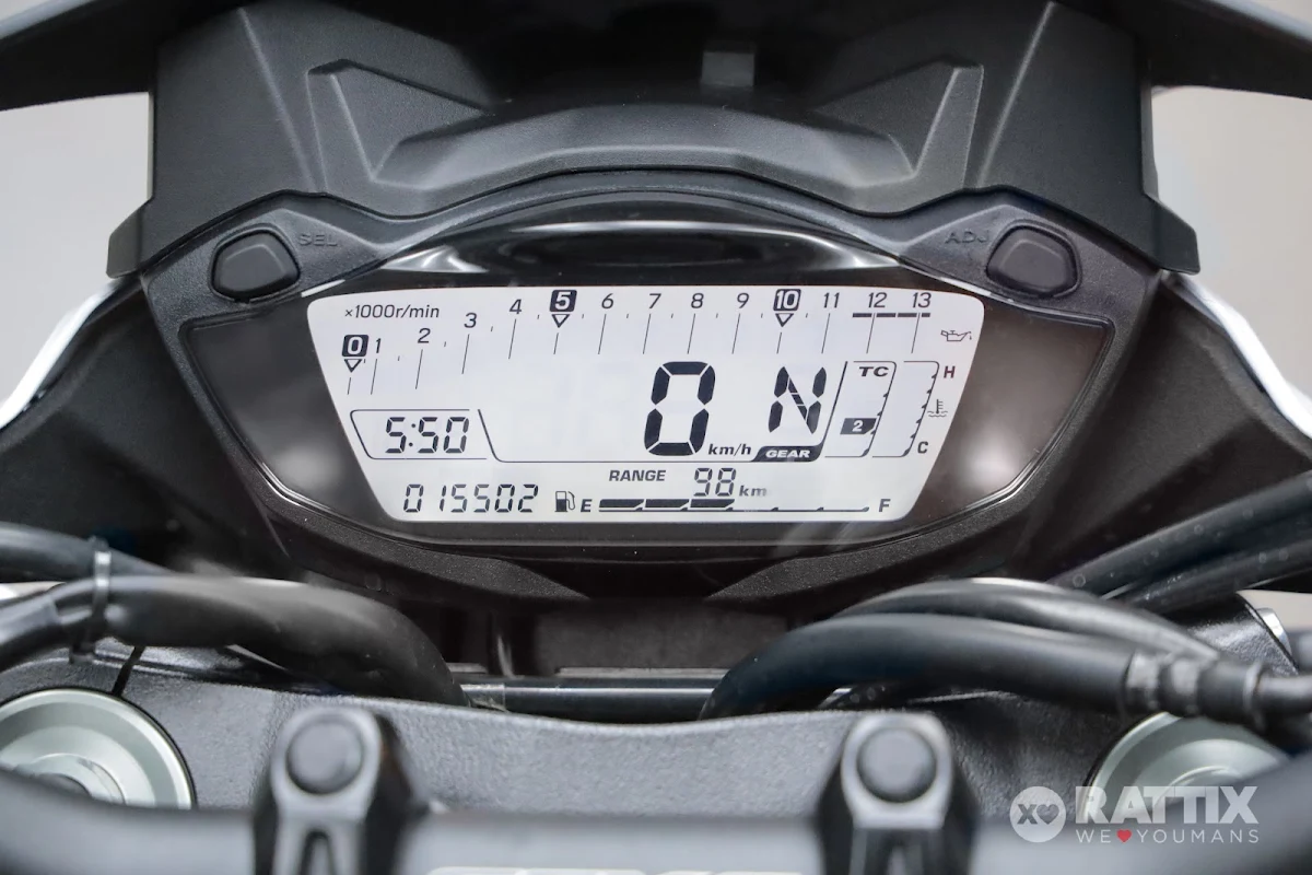 SUZUKI GSX-S 750 Yugen Carbon Abs