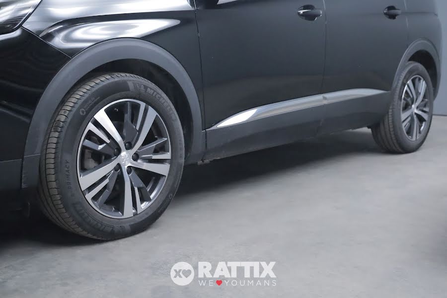 Peugeot 5008 1.5 BlueHDI 130CV Allure Pack EAT8 Nero Perla  Aziendale foto 4
