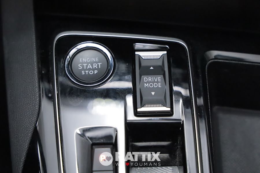 Peugeot 5008 1.5 BlueHDI 130CV Allure Pack EAT8 Nero Perla  Aziendale foto 28