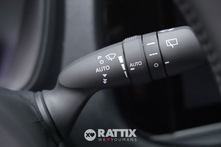 Toyota Aygo X 1.0 72CV Trend s-CVT Tarragon & Black  Nuovo foto 14