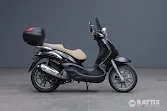 PIAGGIO Beverly Tourer 300