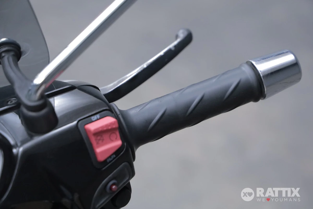PIAGGIO Beverly Tourer 300