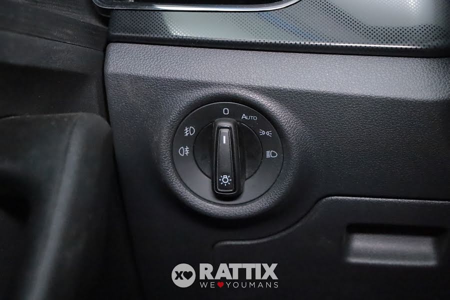 Skoda Kamiq 1.0 TSI 110CV Style DSG BLU RACE METALLIZZATO  Aziendale foto 26