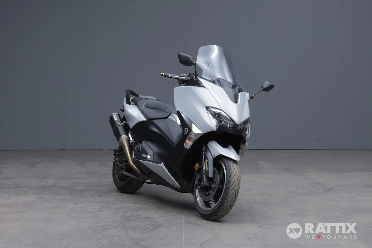 YAMAHA T-Max 530 DX Abs my17