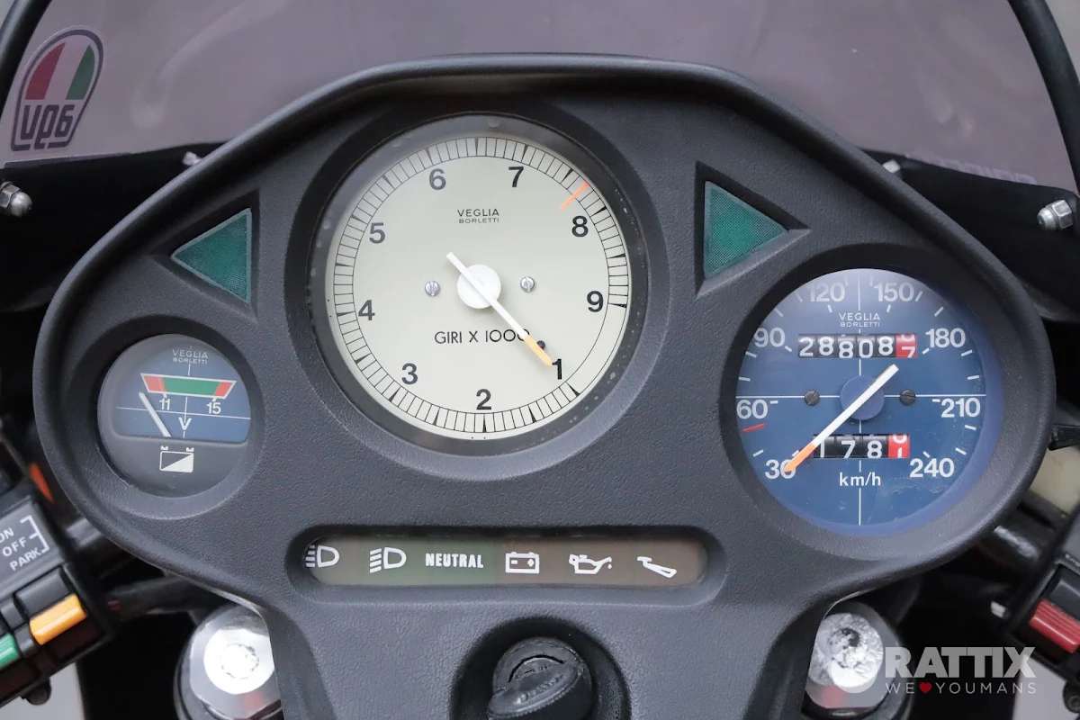 MOTO GUZZI V65 Lario