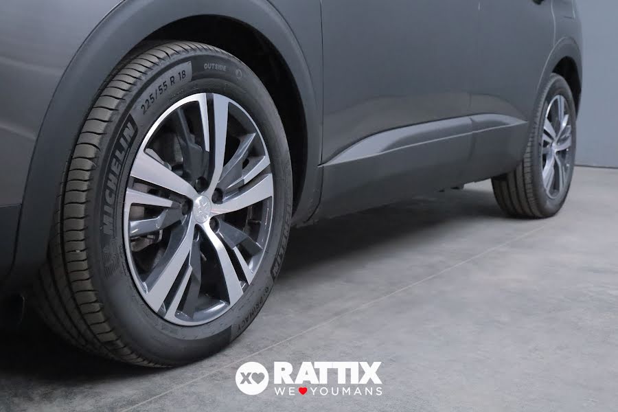 Peugeot 3008 1.6 Hybrid 225CV Active Pack e-EAT8 GRIGIO PLATINIUM  Aziendale foto 5