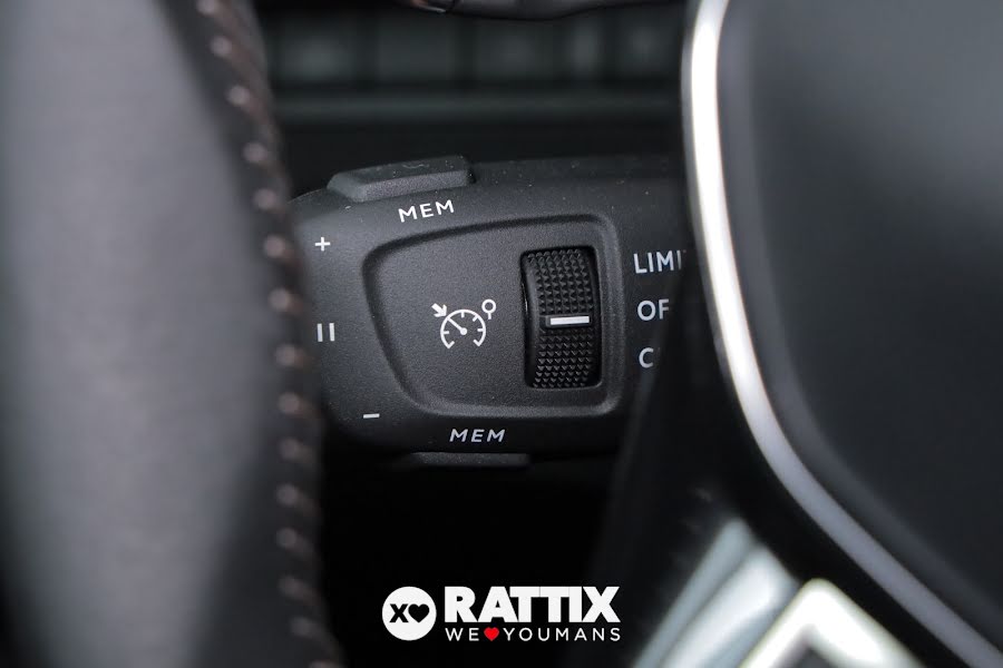 Peugeot 3008 1.6 Hybrid 225CV Active Pack e-EAT8 GRIGIO PLATINIUM  Aziendale foto 20