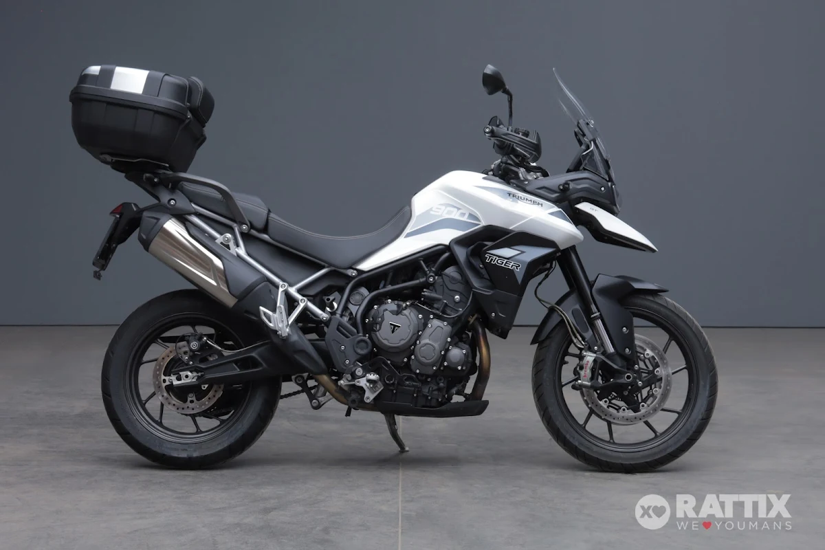 TRIUMPH Tiger 900 900