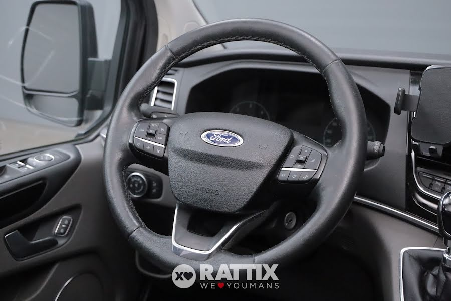 Ford Tourneo Custom 2.0 TDCI 130CV Titanium 8p.ti Grigio  Usato foto 9